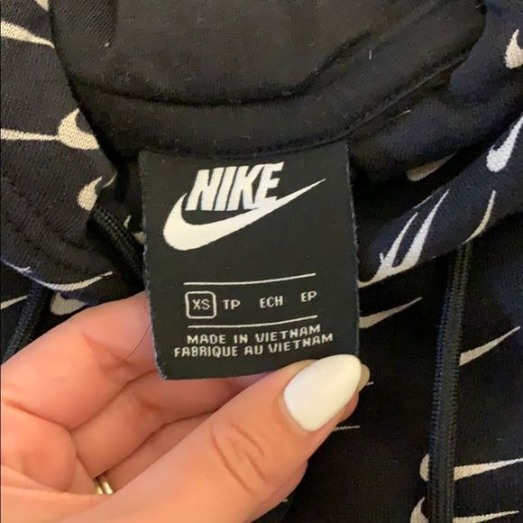 Nike black all over check mark hoodie size XS - Picture 7 of 10